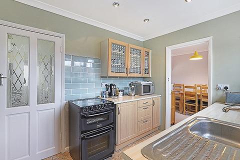 5 Acres Avenue, Ongar, CM5 0BH
