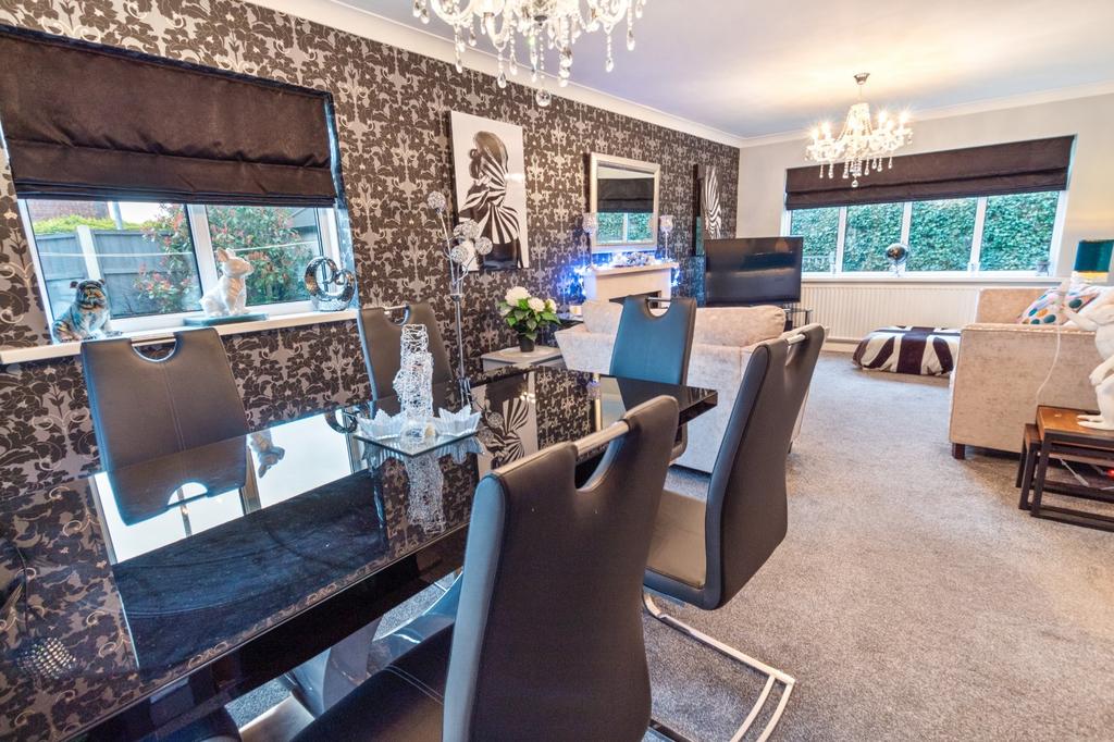 Lounge/Diner