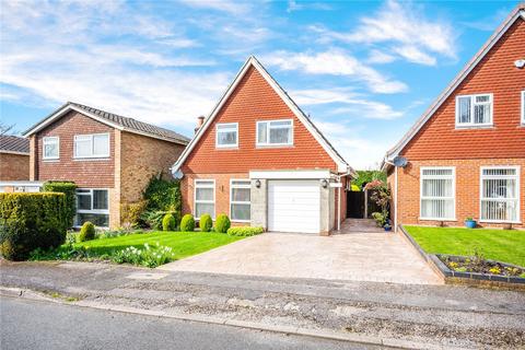 4 bedroom detached house for sale, High Beeches, Banstead, Surrey, SM7
