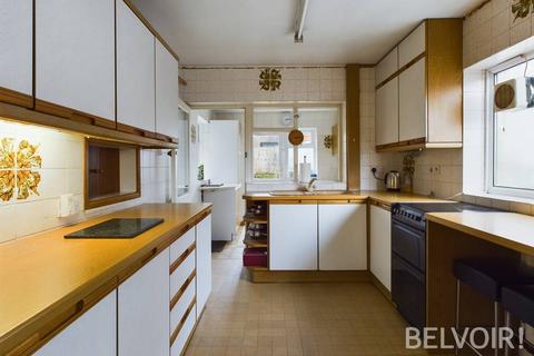 3 Cherry Tree Close, Trentham, Stoke-on-trent, ST4 8LZ