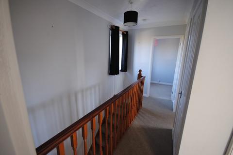 3 bedroom detached house to rent, Mount Surrey, Wymondham, Norfolk, NR18