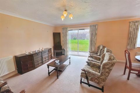 3 bedroom detached bungalow for sale, Verwood