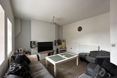 2 bedroom flat for sale, Victoria Road East, Hebburn, Tyne and Wear, NE31 1YE