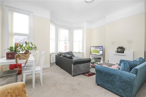 3 bedroom apartment to rent, Wolfington Road, London, SE27