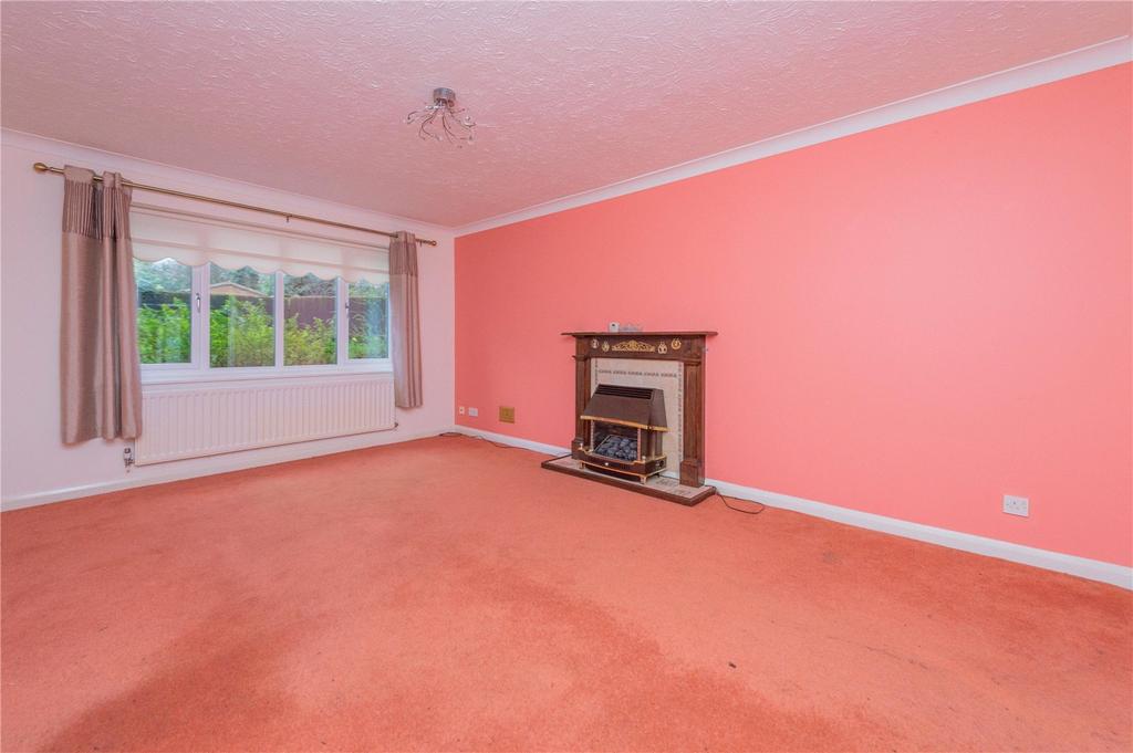 Crest Road, St. Telford... 4 bed detached house for sale £