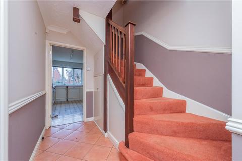 18 Crest Road, St Georges, Telford, TF2 9NG