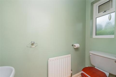 18 Crest Road, St Georges, Telford, TF2 9NG
