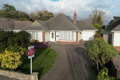 27 Barton Croft, Barton On Sea, New Milton, BH25 7BT