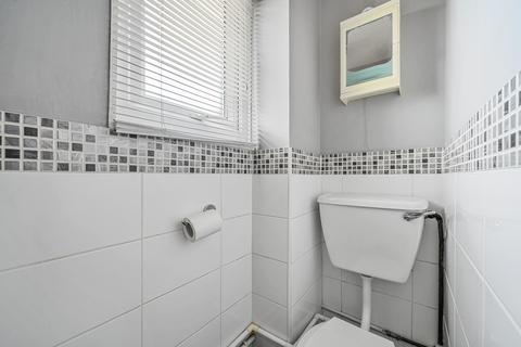 34 Farraxton Square, Northampton, NN4 9RQ