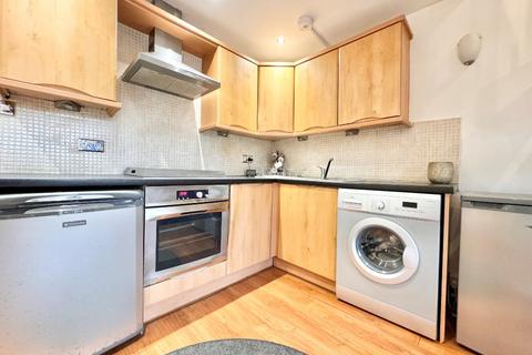 1 bedroom terraced house to rent, Maybole Crescent, Glasgow G77