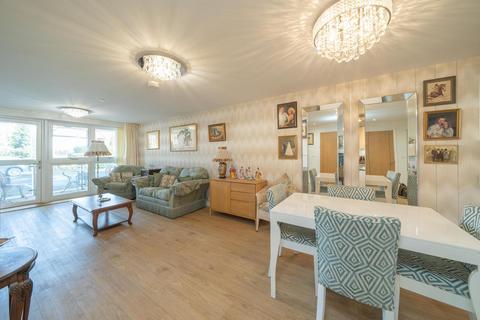1 bedroom retirement property for sale, Lawson Grange, Holly Road North, Wilmslow