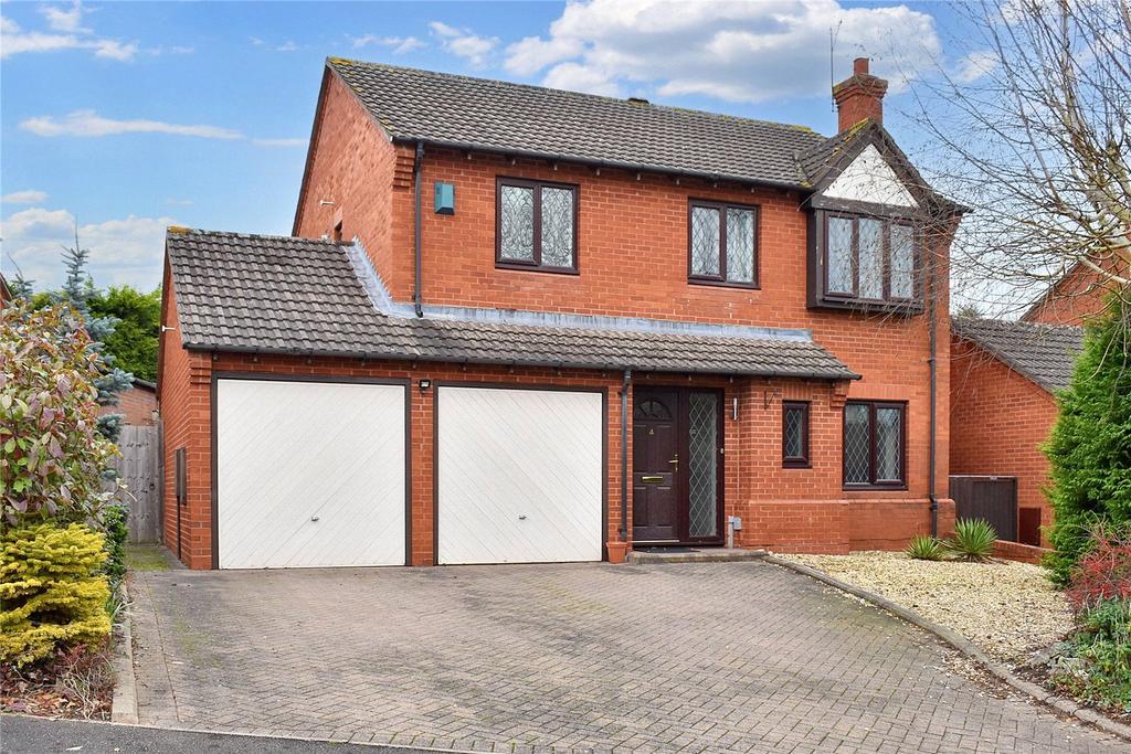 Droitwich Spa, Droitwich Spa WR9 4 bed detached house for sale £350,000