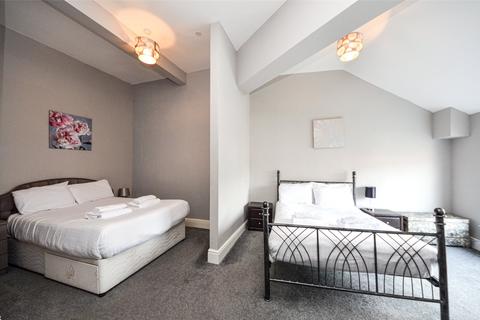 2 bedroom apartment for sale, Mostyn Street, Llandudno, Conwy, LL30