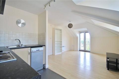 2 bedroom apartment for sale, Tudor Way, Knaphill, Woking, Surrey, GU21