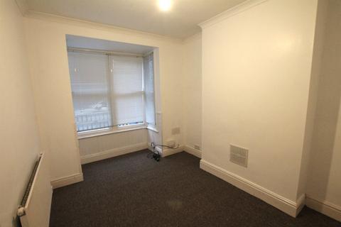 2 bedroom terraced house to rent, Butt Lane, HU17