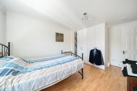 1 bedroom apartment for sale, Crow Lane, Rochester