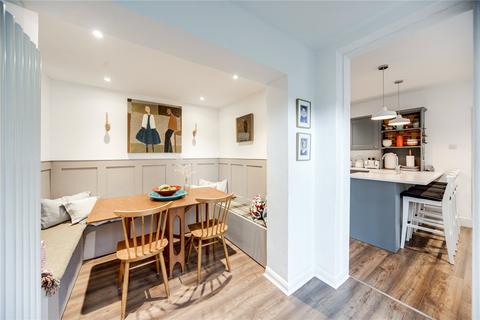 15, Broomfield Cottages Broomfield Road, London, N13 4NN