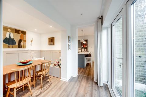 15, Broomfield Cottages Broomfield Road, London, N13 4NN