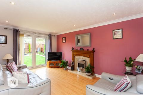 4 bedroom detached house for sale, Spruce Crescent, Bury, Greater Manchester, BL9 6QW