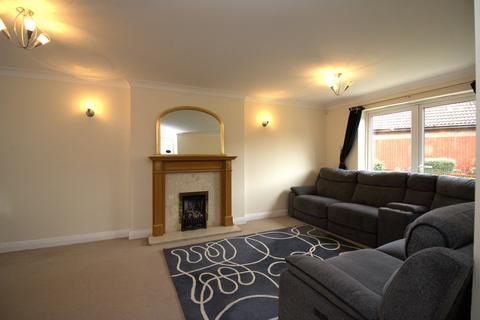 4 bedroom detached house to rent, Squires Way, Littleover, Derby, Derbyshire, DE23