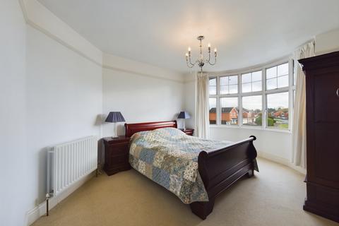 3 bedroom semi-detached house for sale, Grove Crescent, Worcester, Worcestershire, WR2