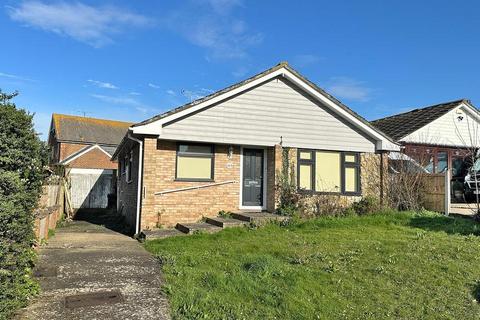 3 bedroom detached bungalow for sale, Gainsborough Drive, Herne Bay, CT6 6QJ