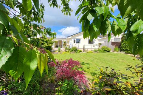 3 bedroom detached bungalow for sale, Springfields. Colyford. Devon