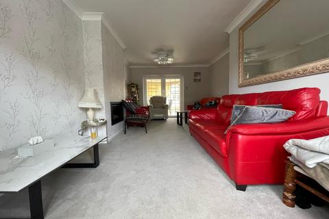 4 bedroom terraced house for sale, Chilcote Close, Birmingham B28