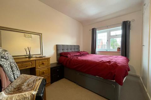 21 Chilcote Close, Birmingham, B28 0PB