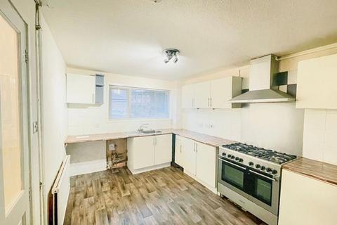 5 bedroom end of terrace house for sale - Prentice Court, Northampton NN3