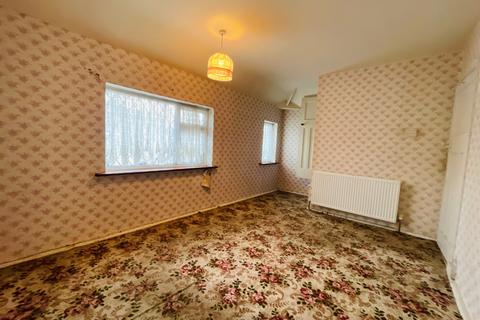2 bedroom semi-detached house for sale, Norwood Road, Brierley Hill DY5