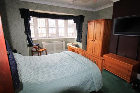 135 Corbets Tey Road, Upminster, RM14 2AX