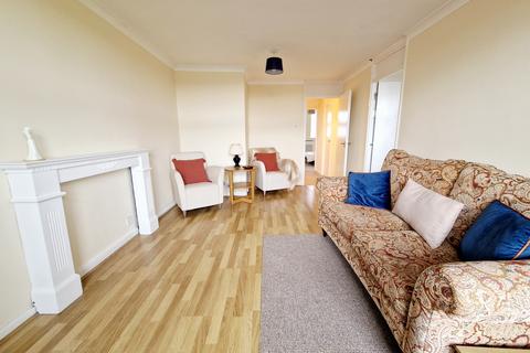 1 bedroom flat for sale, Briar Road, Romford RM3