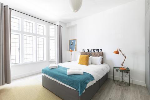 2 bedroom apartment to rent, Kensington High Street, Kensington, London, W8
