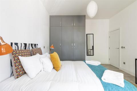 2 bedroom apartment to rent, Kensington High Street, Kensington, London, W8