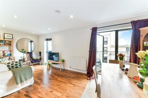 2 bedroom apartment for sale, Forest Road, London, E8