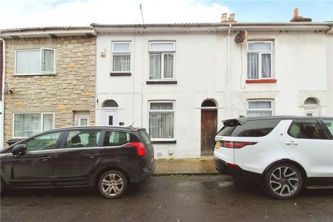 3 bedroom terraced house for sale - Victoria Street, Gosport, Hampshire