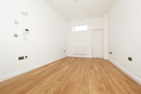 1 bedroom apartment for sale, Valerio Mews, Islington, N1