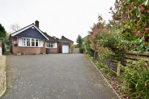 2 bedroom bungalow for sale, Hayling Crescent, Humberstone, Leicester, LE5