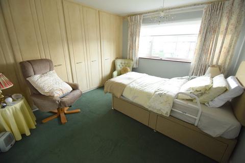 58 Bulkeley Avenue, Windsor, SL4 3NA