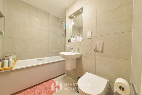 Flat 4, 7a Chequer Street, St Albans, AL1 3YJ