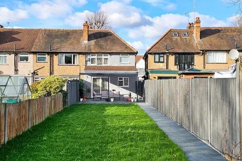 4 bedroom end of terrace house for sale, Greenford, UB6