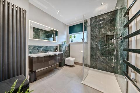 81 Churston Drive, Morden, SM4 4JE