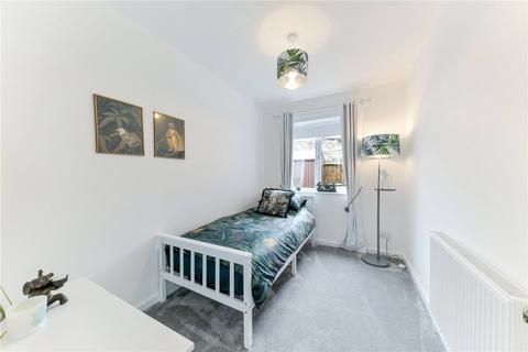 39 Carew Road, Wallington, SM6 8QQ