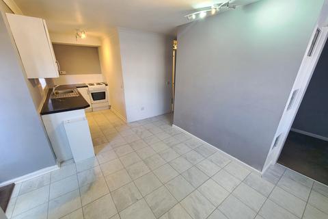 Studio for sale, Elliot Close, Totton SO40