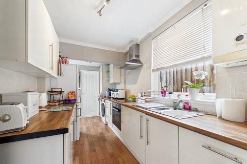 3 bedroom semi-detached house to rent, Ashcroft Road, Ipswich, Suffolk, IP1