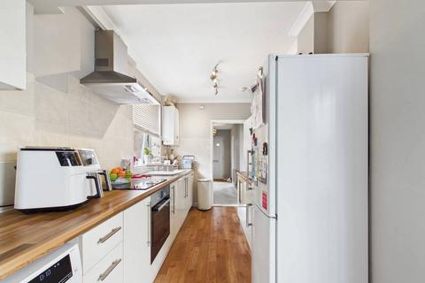 3 bedroom semi-detached house to rent, Ashcroft Road, Ipswich, Suffolk, IP1