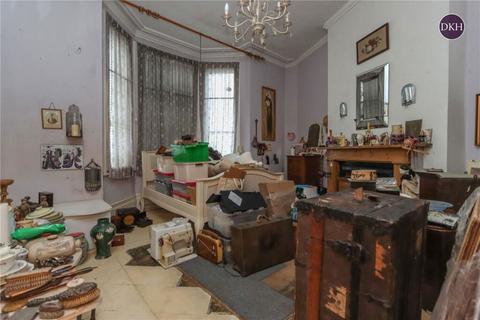 4 bedroom maisonette for sale - Cassio Road, ., Watford, Hertfordshire, WD18 0QJ