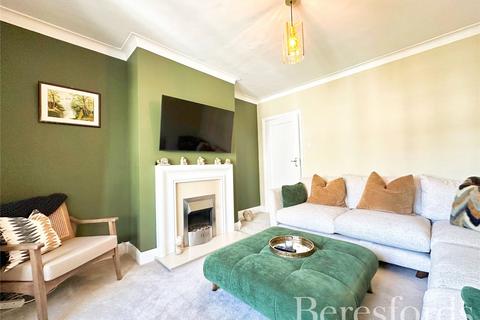 Flat 12, Clovelly Court Upminster Road, Hornchurch, RM11 3TP
