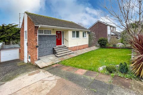 3 bedroom detached house for sale, Dinerth Road, Rhos on Sea, Colwyn Bay, Conwy, LL28